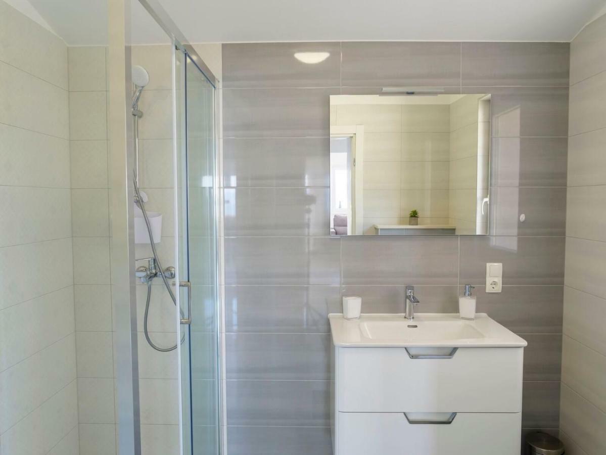 Apartmani Ticinovic Оміш Екстер'єр фото