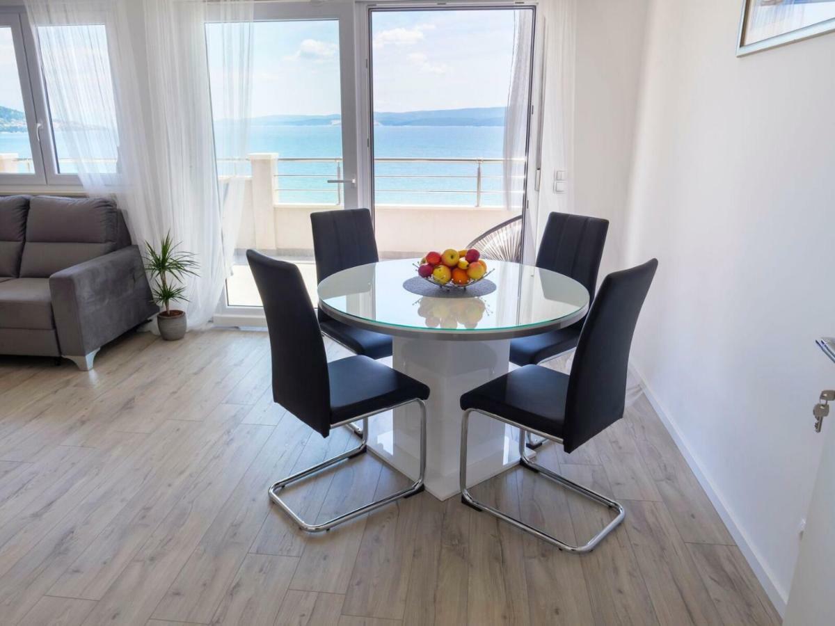 Apartmani Ticinovic Оміш Екстер'єр фото