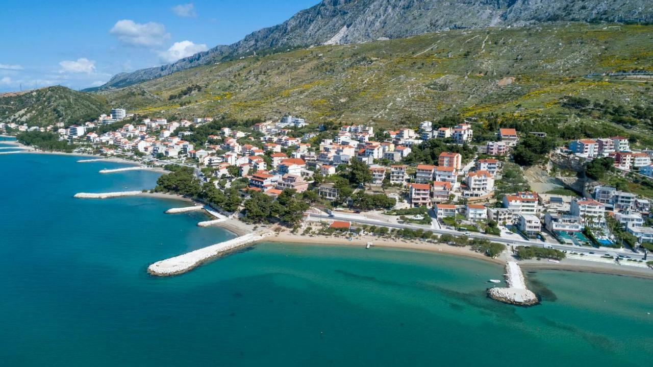Apartmani Ticinovic Оміш Екстер'єр фото